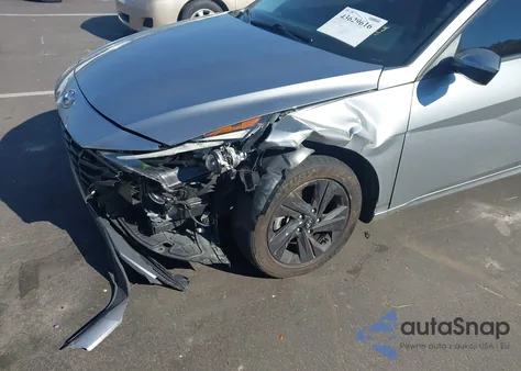2023 Hyundai Elantra Sel from USA, damaged, VIN 5NPLM4AG6PH093169